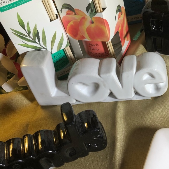 Trinket Love✅ - Picture 1 of 1